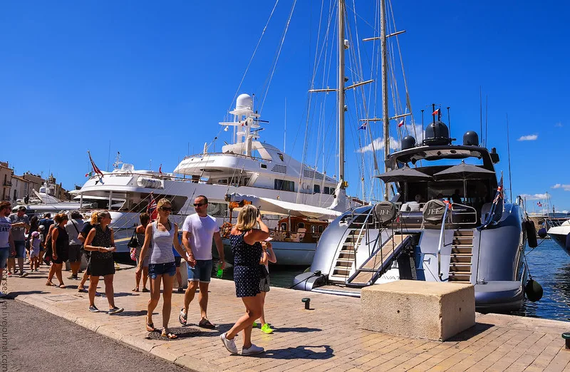 Apmeklējiet Saint-Tropez