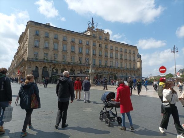 Idegenvezető Bordeaux-ban, Romain Bouchaud