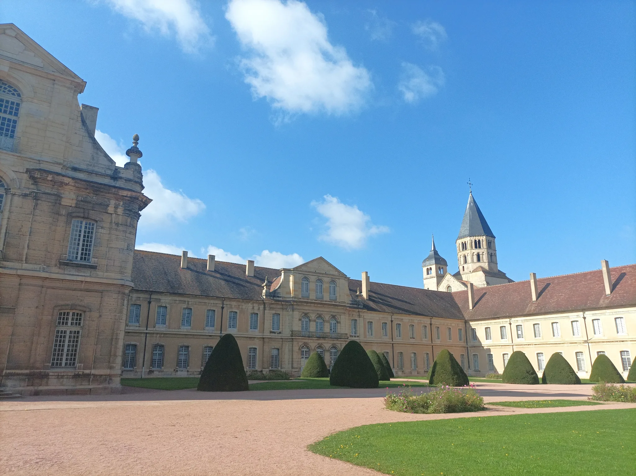 Guided tour in Cluny, Romain Bouchaud, The abbey of Cluny