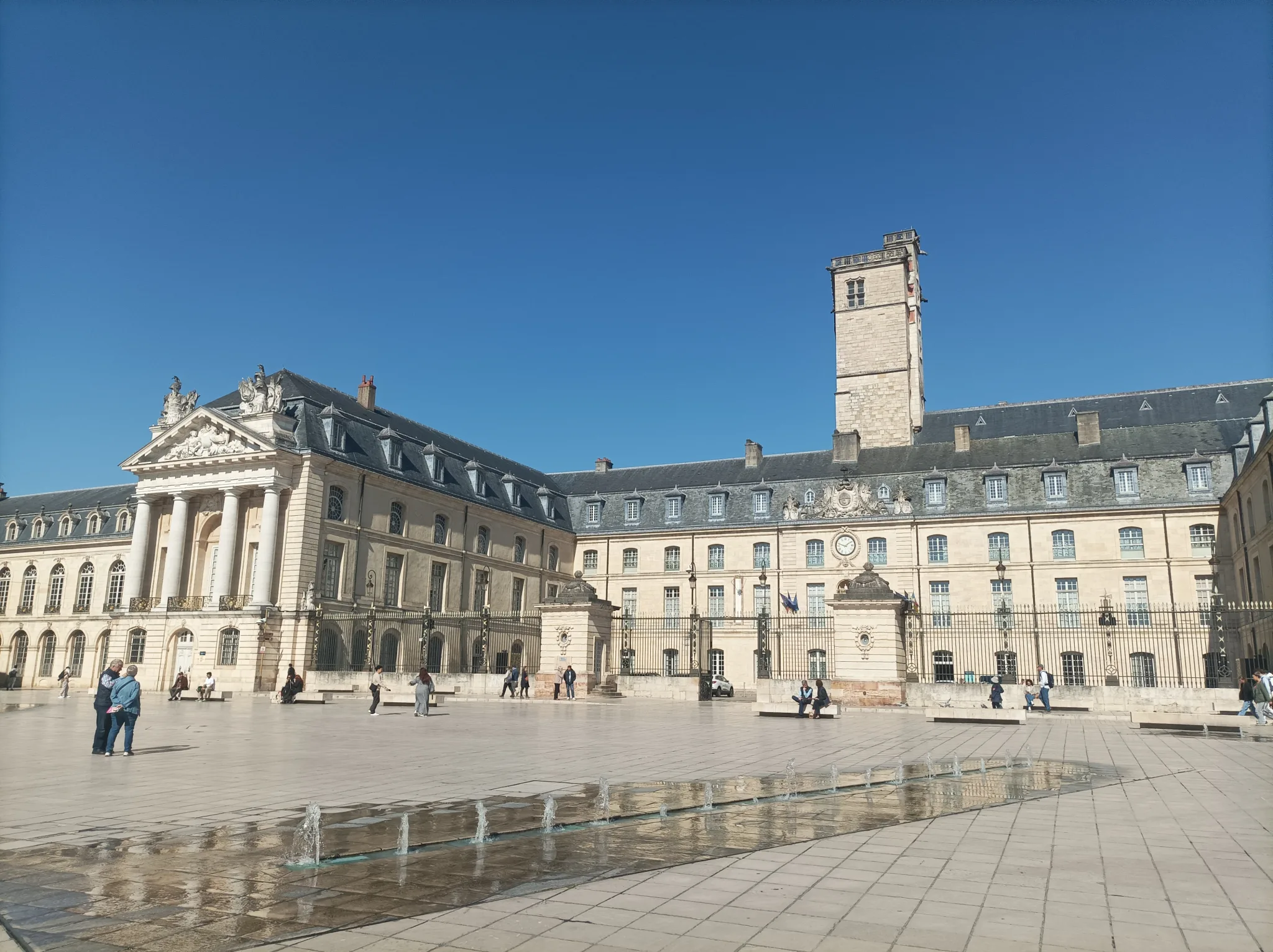Guidad tur i Dijon, Romain Bouchaud, Palatset för hertigarna av Bourgogne