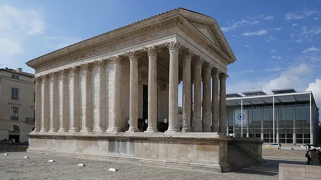 تور خصوصی در Nîmes - 4 ساعت - تصویر 2
