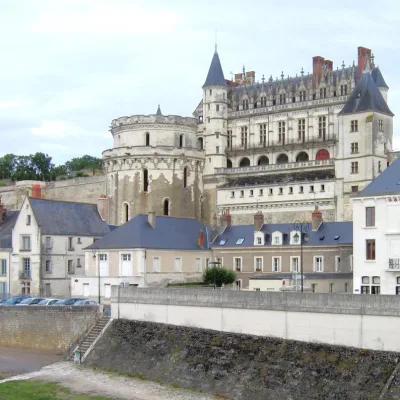 Guided tour of the royal castle of Amboise