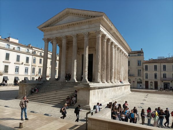 Prohlídka Nimes s průvodcem
