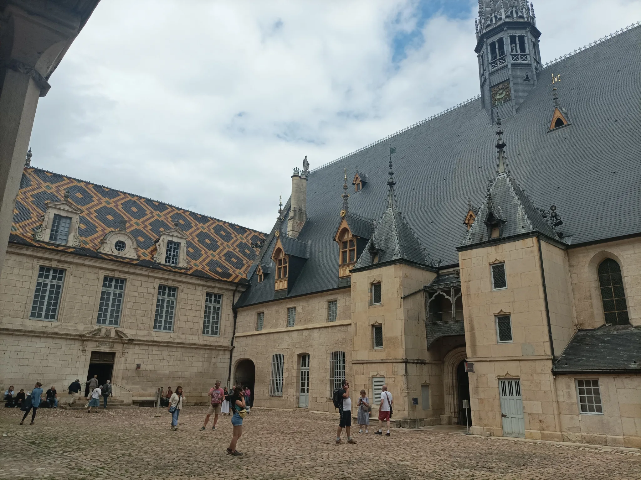 Visit Hospices de Beaune, রোমেন বাউচাউড