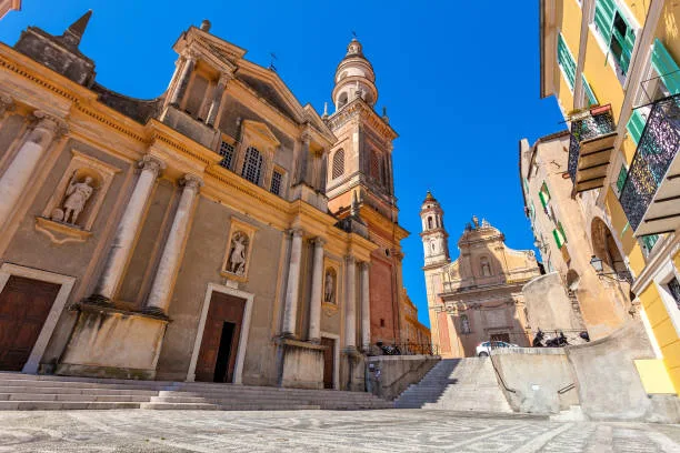 Visit Menton
