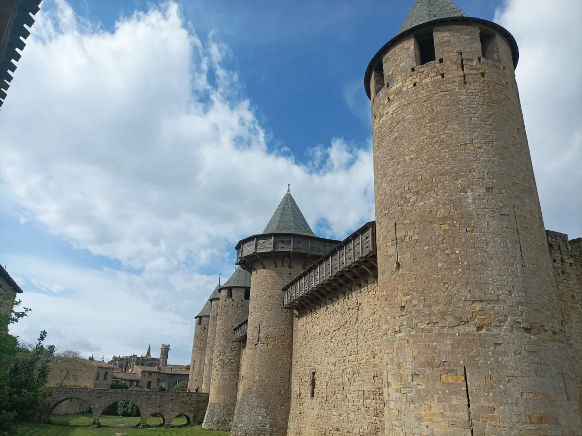 Idegenvezető Carcassonne-ban, Romain Bouchaud
