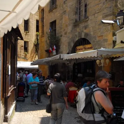 Przewodnik po Sarlat