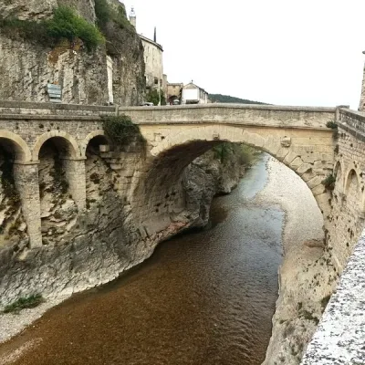Экскурсавод Vaison-La-Romaine