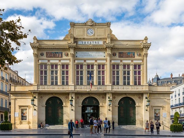 Tour guide in Beziers