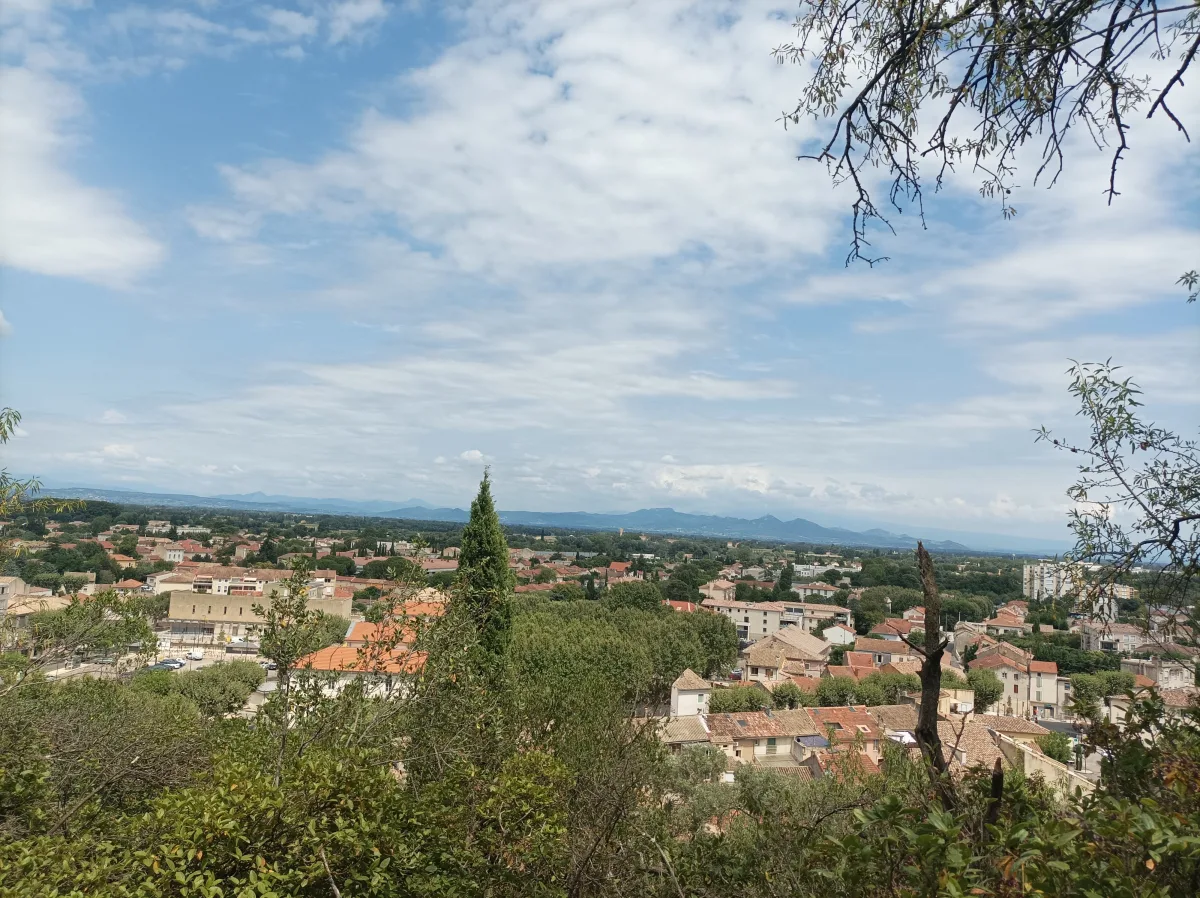 Guida turistica a Orange, Romain Bouchaud