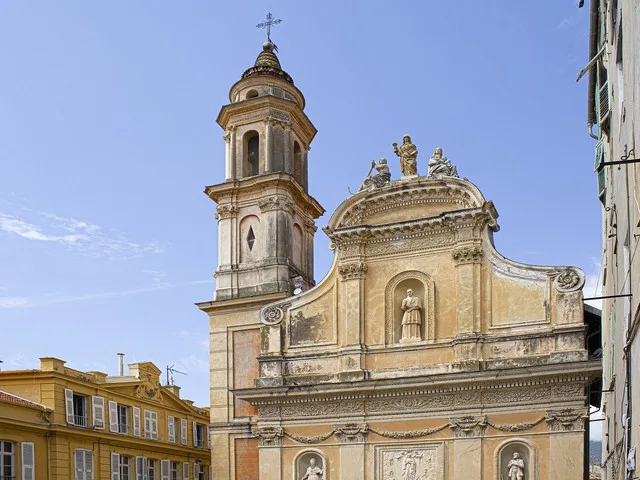 Visit Menton