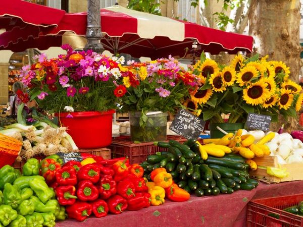 Read more about the article Markets in Provence, Альпі, Côte d'Azur