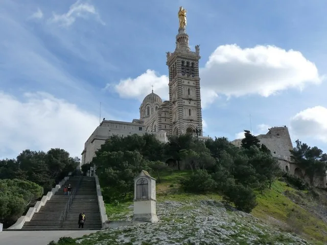 The basilica Notre-Dame de la Garde, Romain Bouchaud