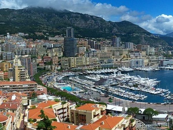 Tour to Monte Carlo
