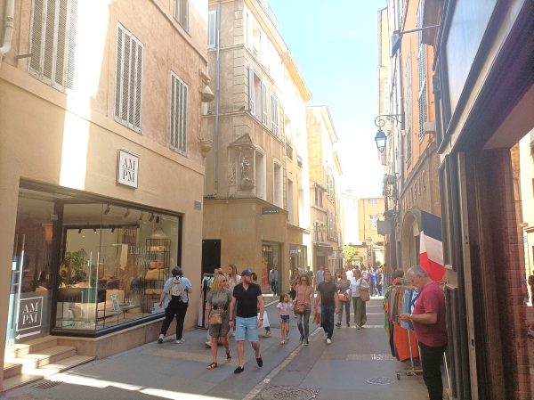 Aix-en-Provence Tur Rehberi, Romain Bouchaud
