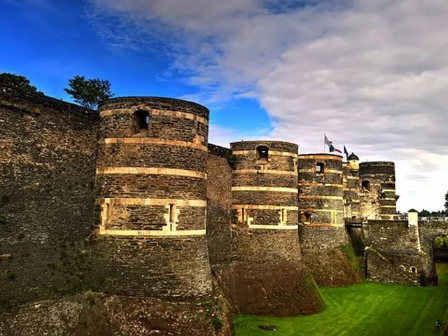 Angers tour guide
