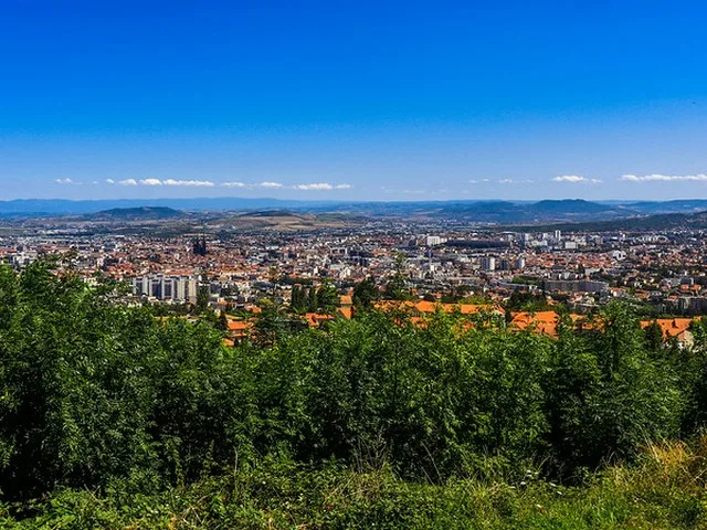 Guided tour in Clermont-Ferrand - 2 Hours - Image 3