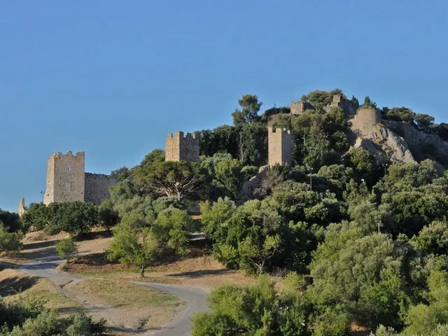 Guide touristique à Hyères-les-Palmiers – Image 7