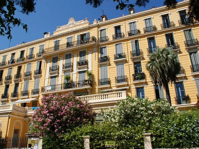 Guide touristique à Hyères-les-Palmiers – Image 5