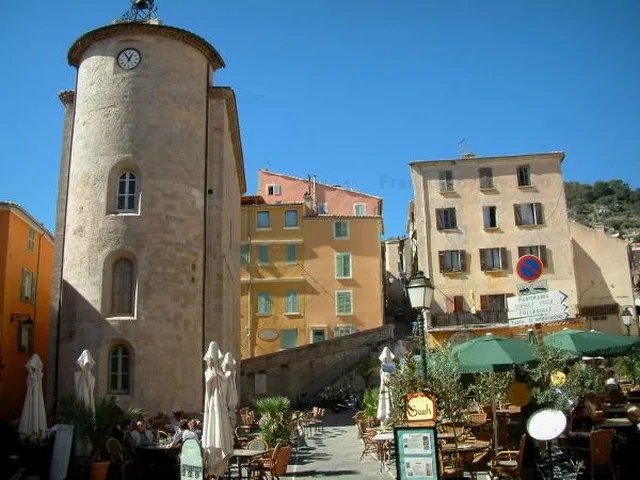 Guide touristique à Hyères-les-Palmiers – Image 4