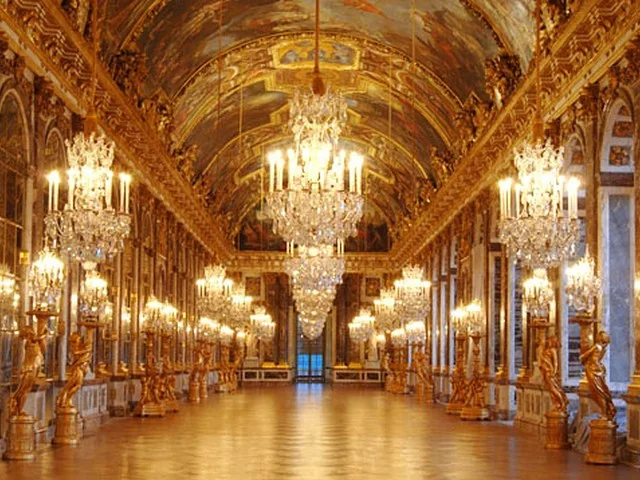 Guided tour in Versailles