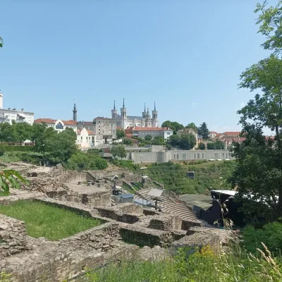 Lyon Tour Guide