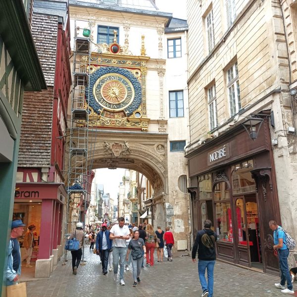 Tour guide in Rouen, Romain Bouchaud