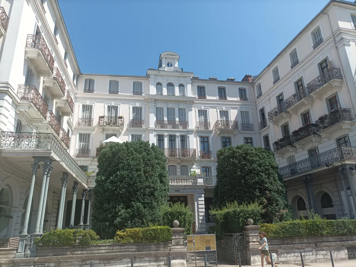Guidet tur i Aix-les-Bains, Romain Bouchaud