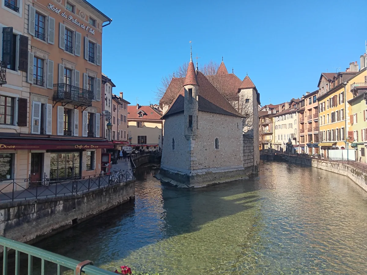 Annecy reisijuht, Romain Bouchaud
