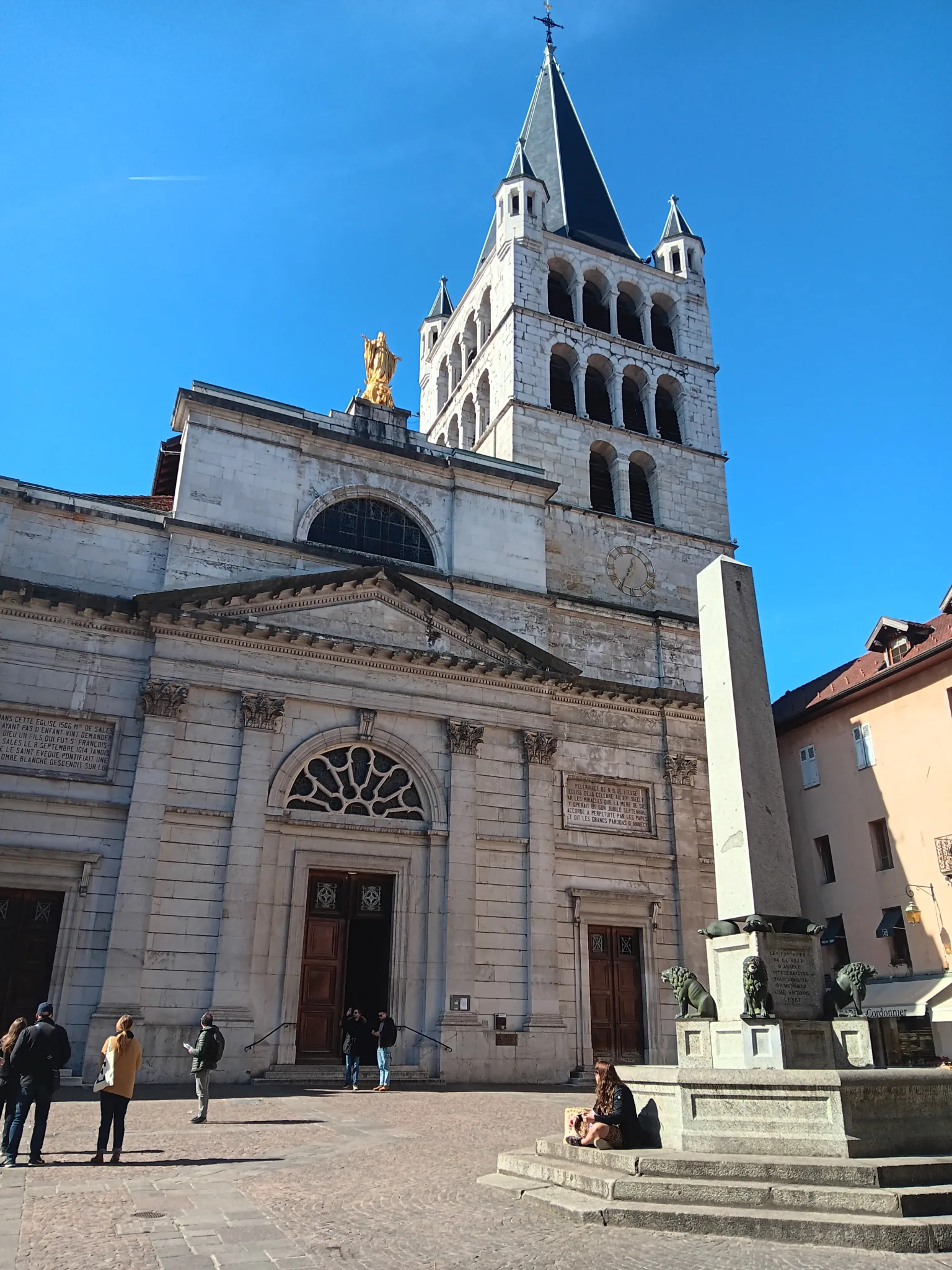 Read more about the article The church Notre-Dame in Annecy