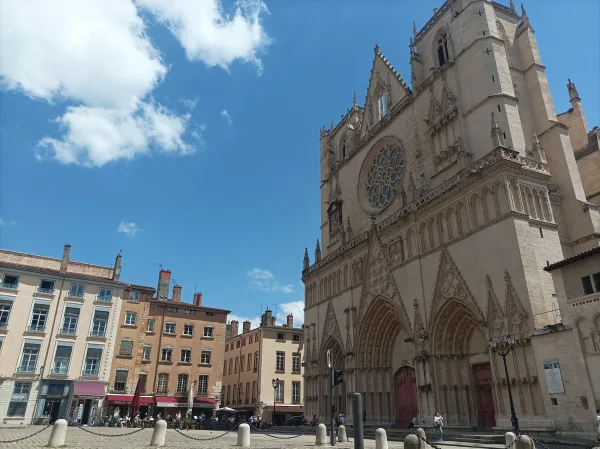 Geführte Tour durch das alte Lyon, Romain Bouchaud, Saint-Jean Cathedral