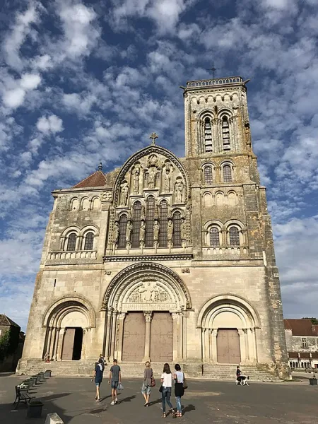 Visit Vézelay