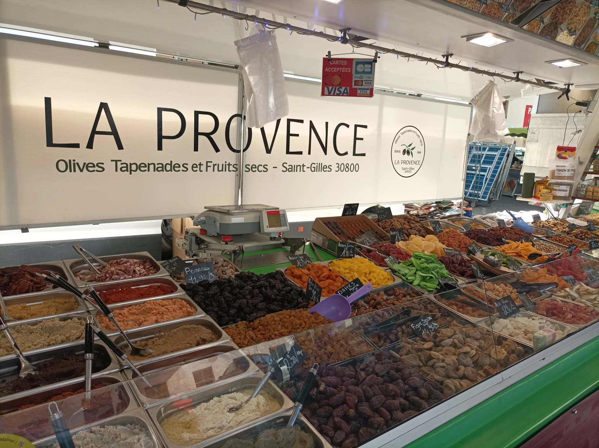 Visit Arles market
