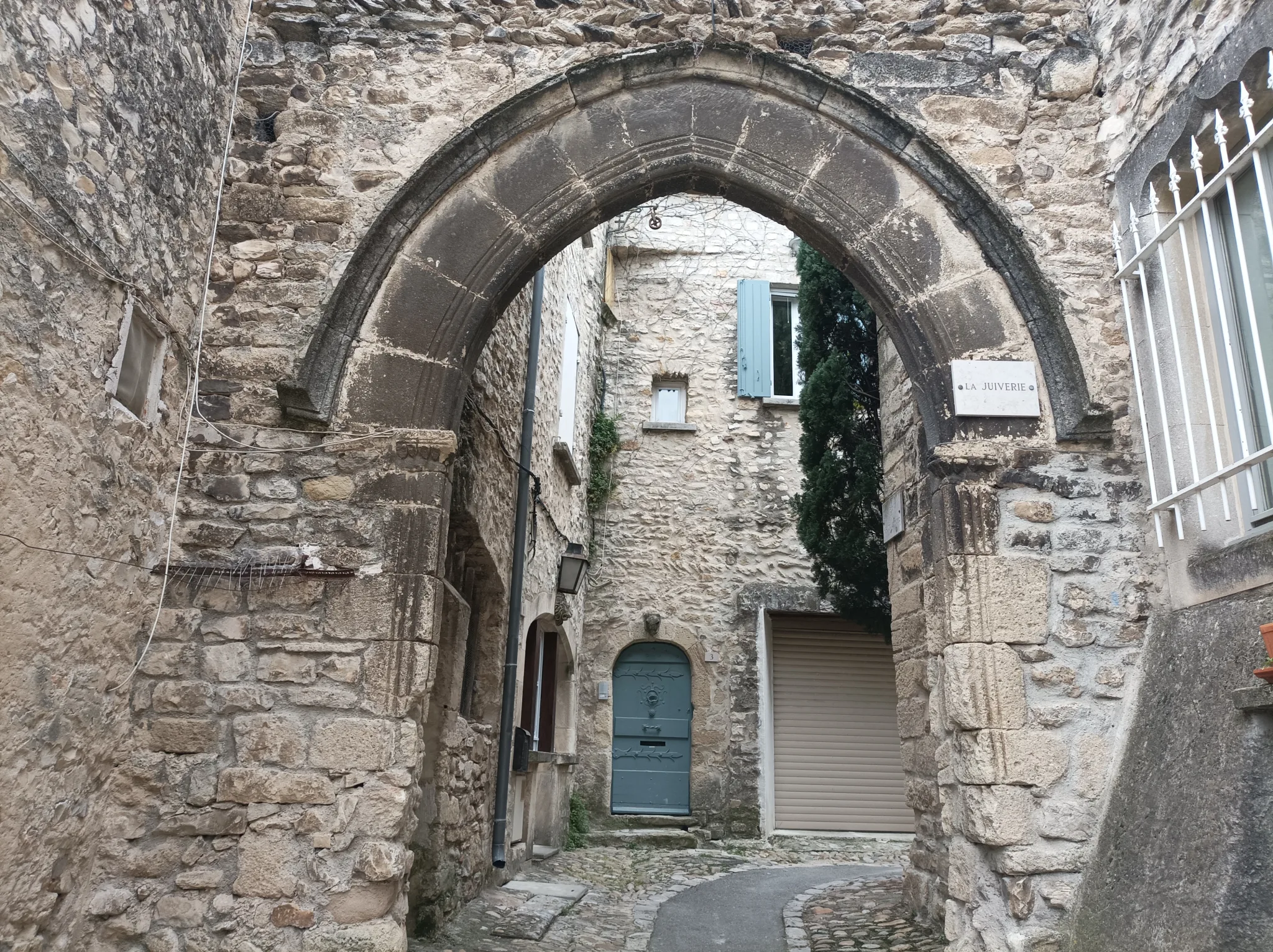 Guided tour in Vaison-la-Romaine, Romain Bouchaud