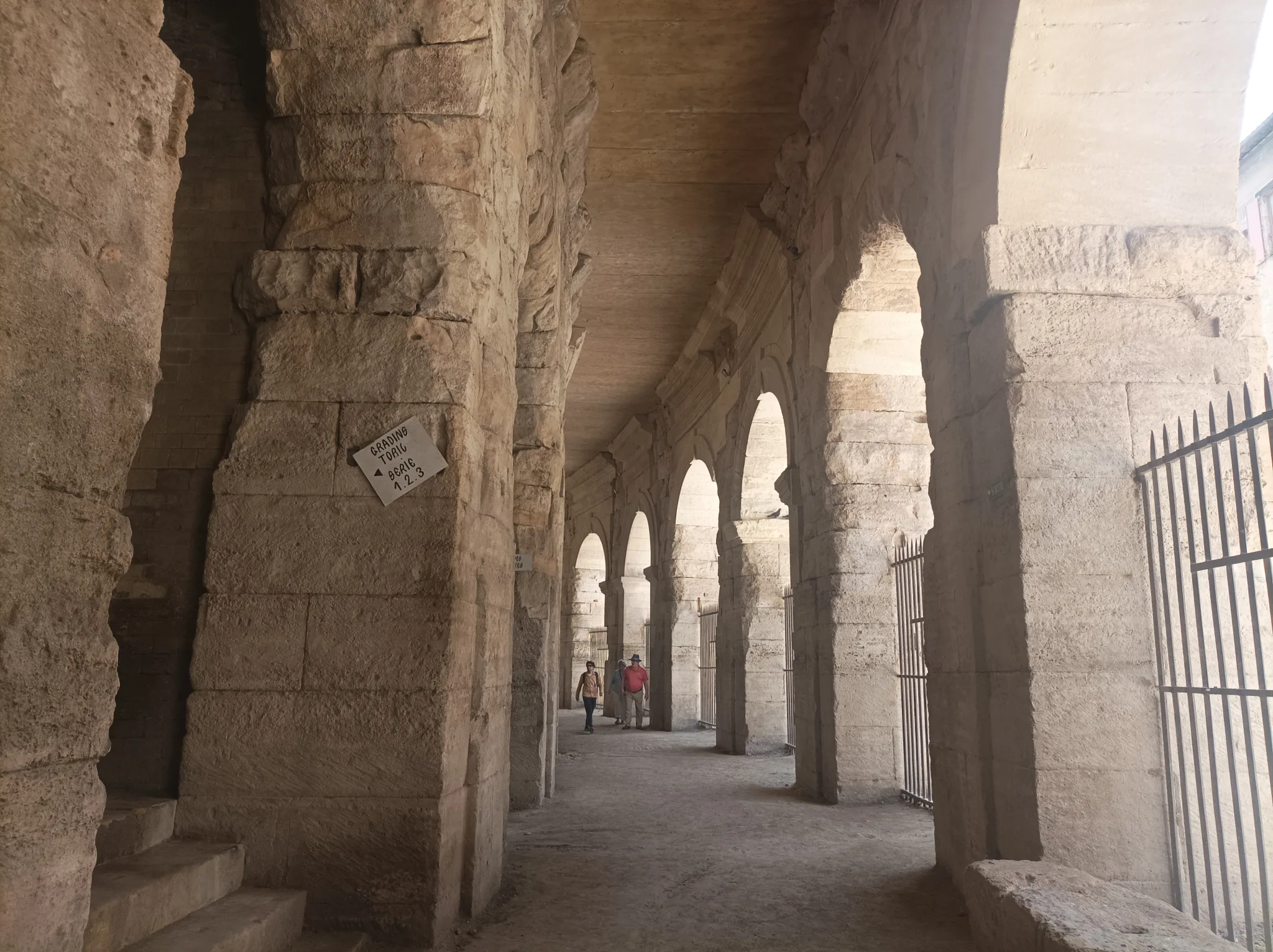 Guided tour of Arles, Romain Bouchaud