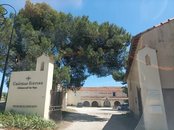 ทัวร์ไปที่Châteauneuf-du-pape, Romain Bouchaud
