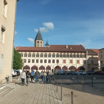 Visita guiada em Cluny incluindo a abadia – 2 horas