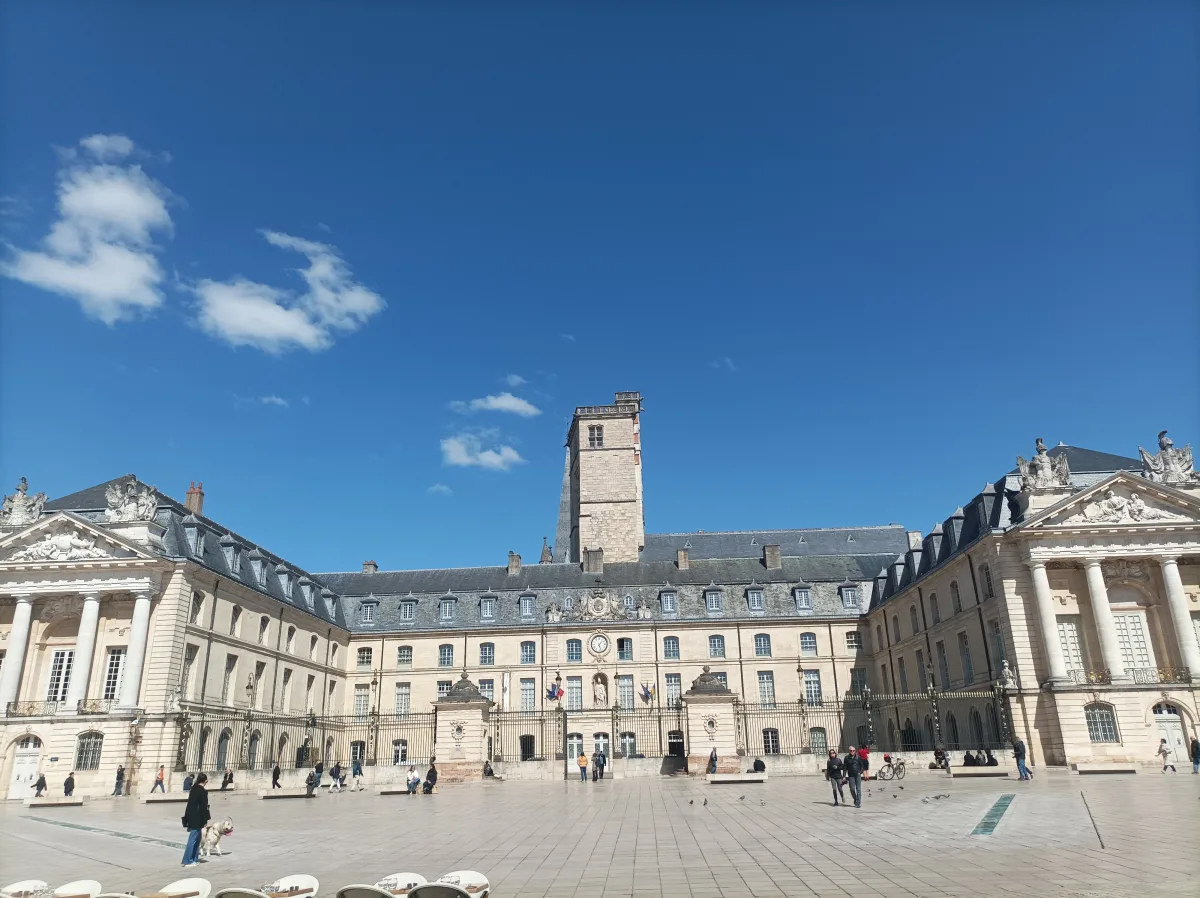 You are currently viewing The palace of the dukes of Burgundy