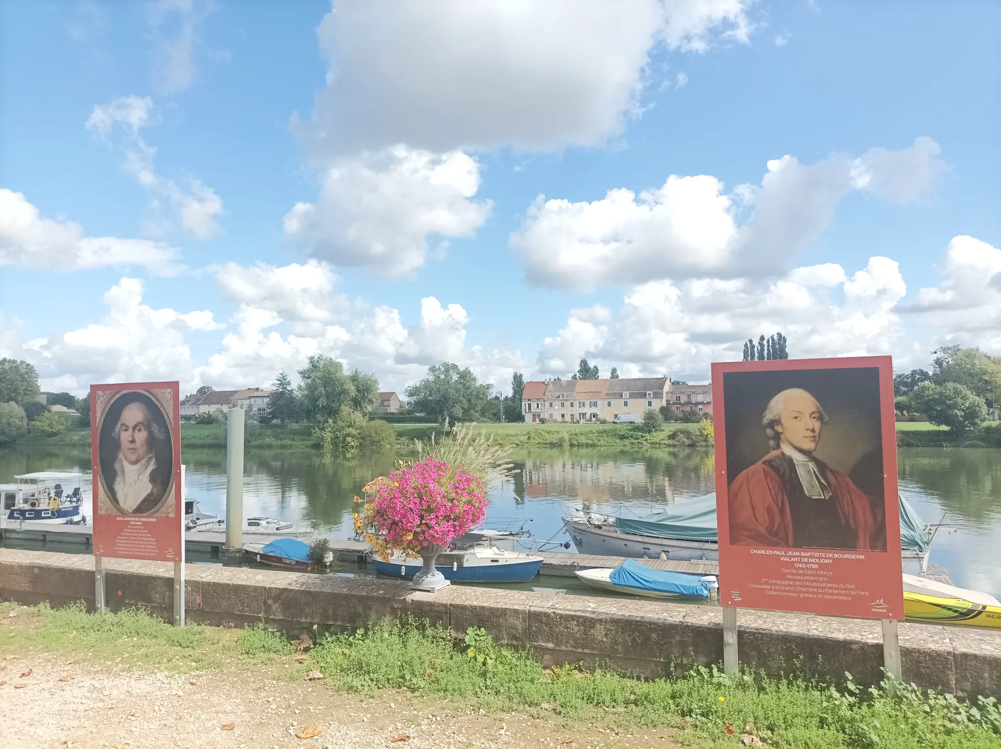 Обиколка с екскурзовод в Турню, Ромен Бушо