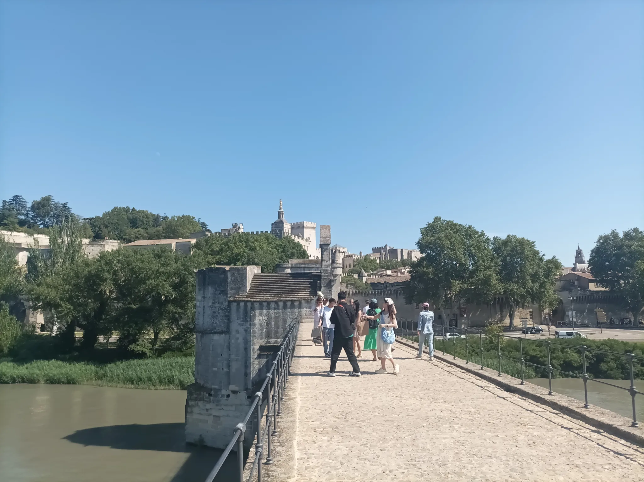 Visite d'Avignon, Romain Bouchaud