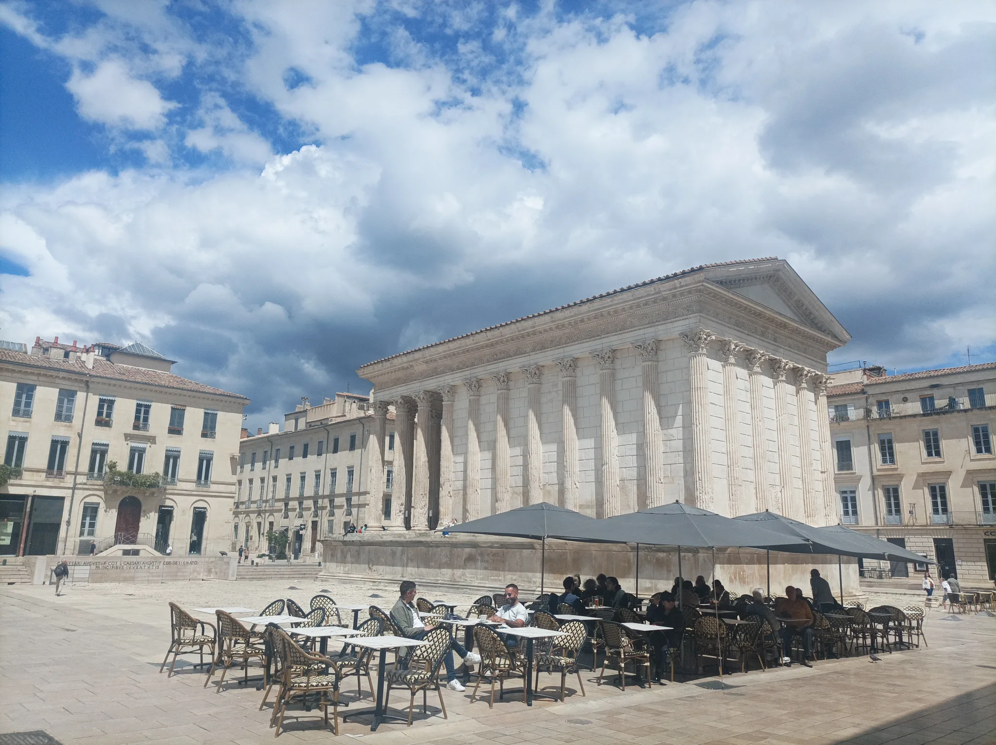 Zasebni izlet v Nîmes, Romain Bouchaud