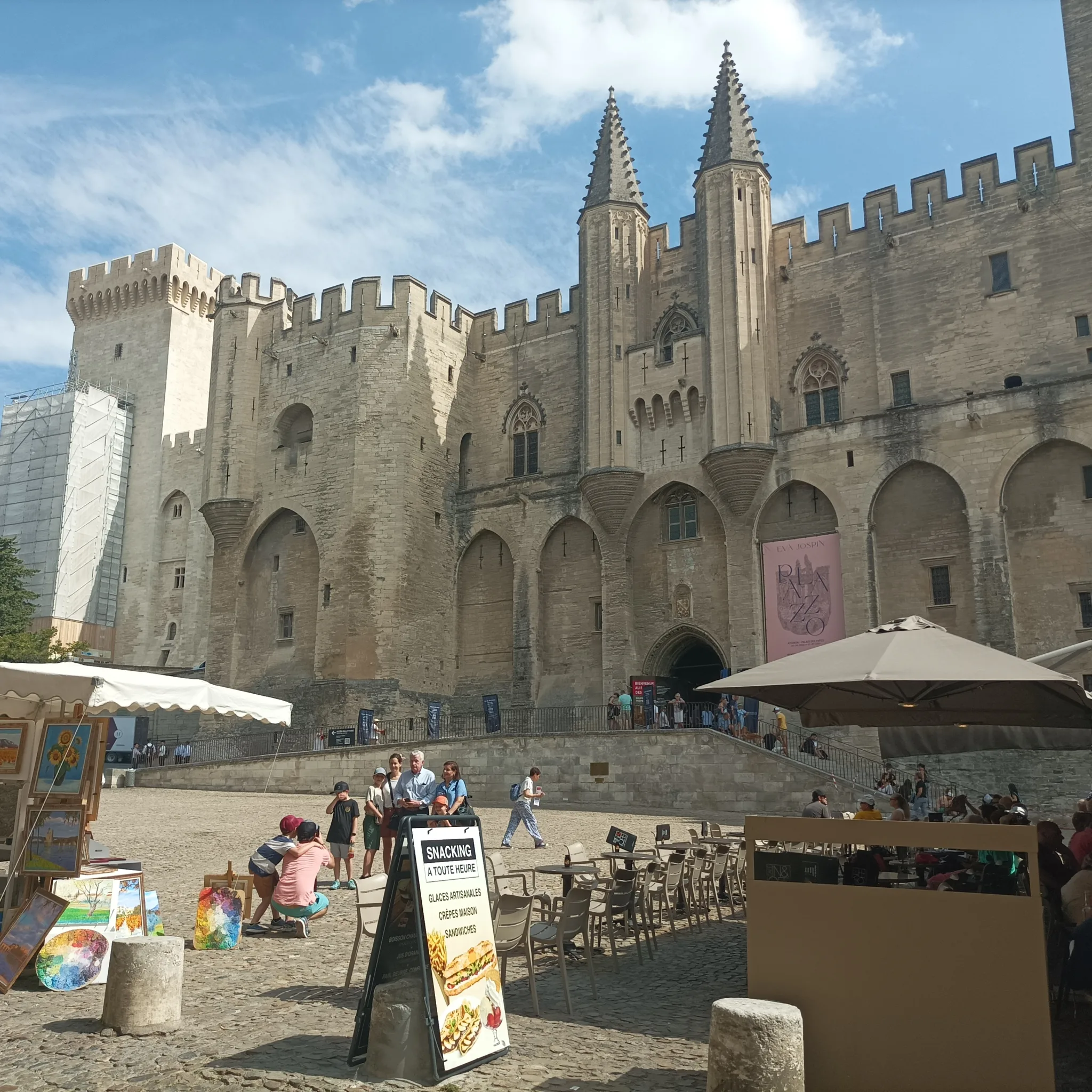 Visite d'Avignon, Romain Bouchaud