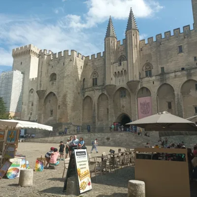 Tour to Avignon and Pont du Gard – 8 hours