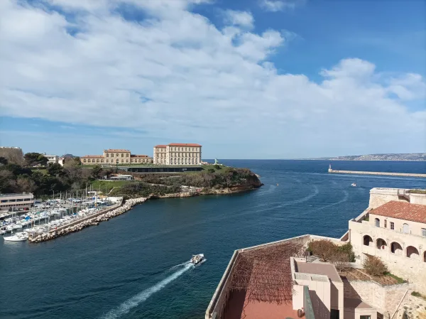 Tour to Marseille, Romain Bouchaud