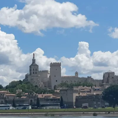 Private tour in Avignon – 4 hours