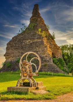 The Pyramid of Couhard