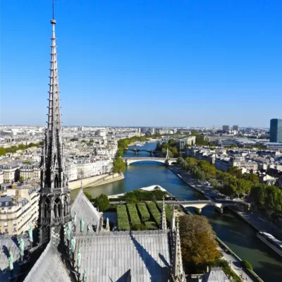 Wycieczka z przewodnikiem po Notre-Dame – 2 godziny