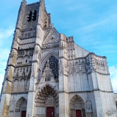 Prehliadka Auxerre so sprievodcom – 2 hodiny