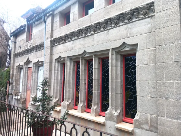 Обиколка с екскурзовод във Vézelay, Ромен Бушо