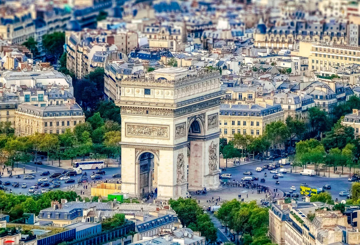 Práve si prezeráte Víťazný oblúk v Paríži